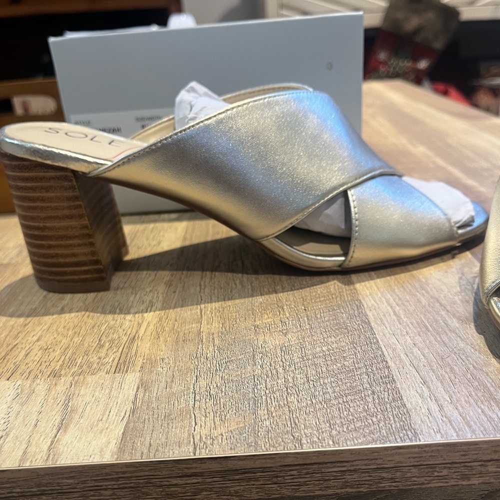Sole Society Ganezah Gold Fusion Amazon Metallic Nappa Leather Slides - NIB - Picture 3 of 10